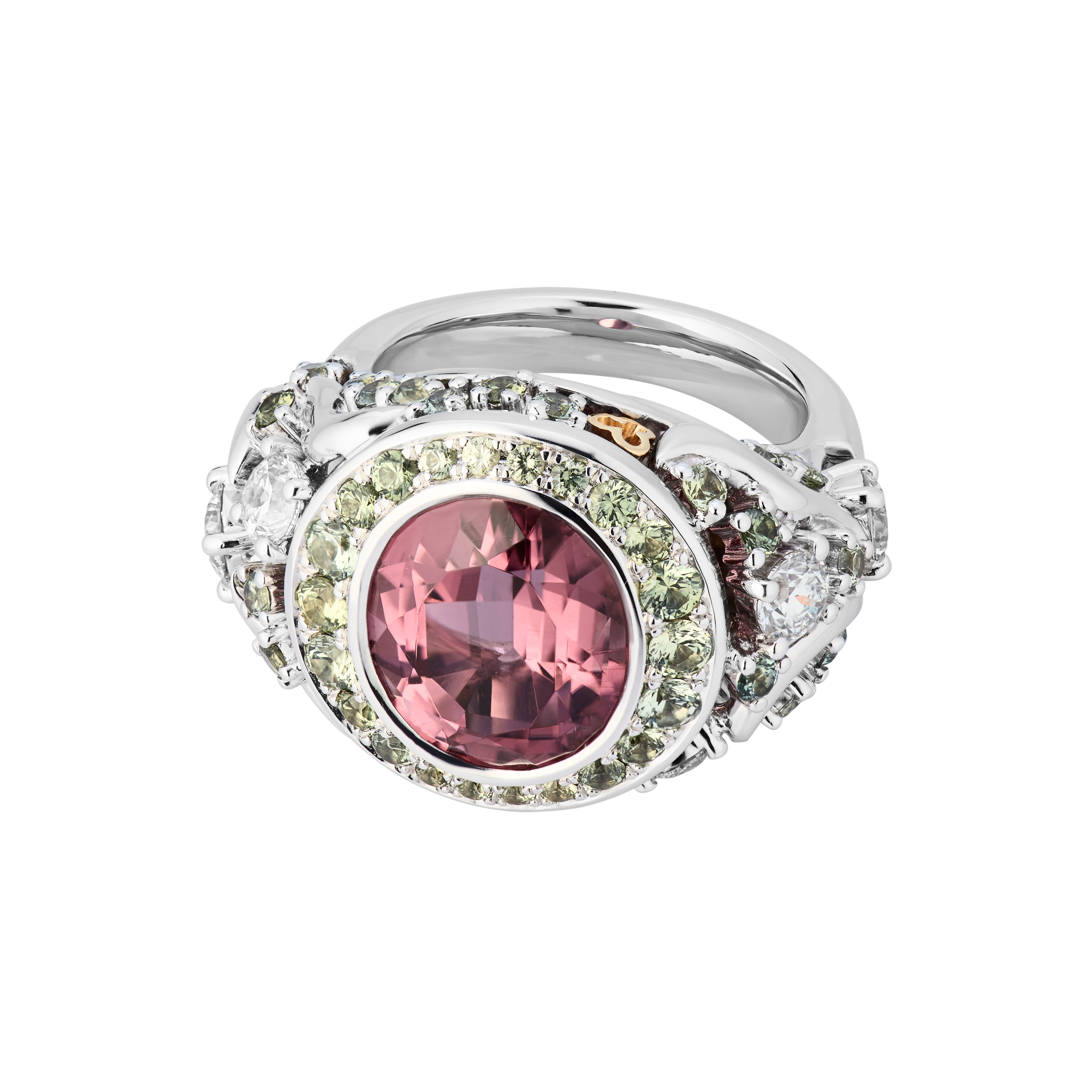 Gioia cocktail ring 18kt white & yellow gold with oval, natural pink tourmaline