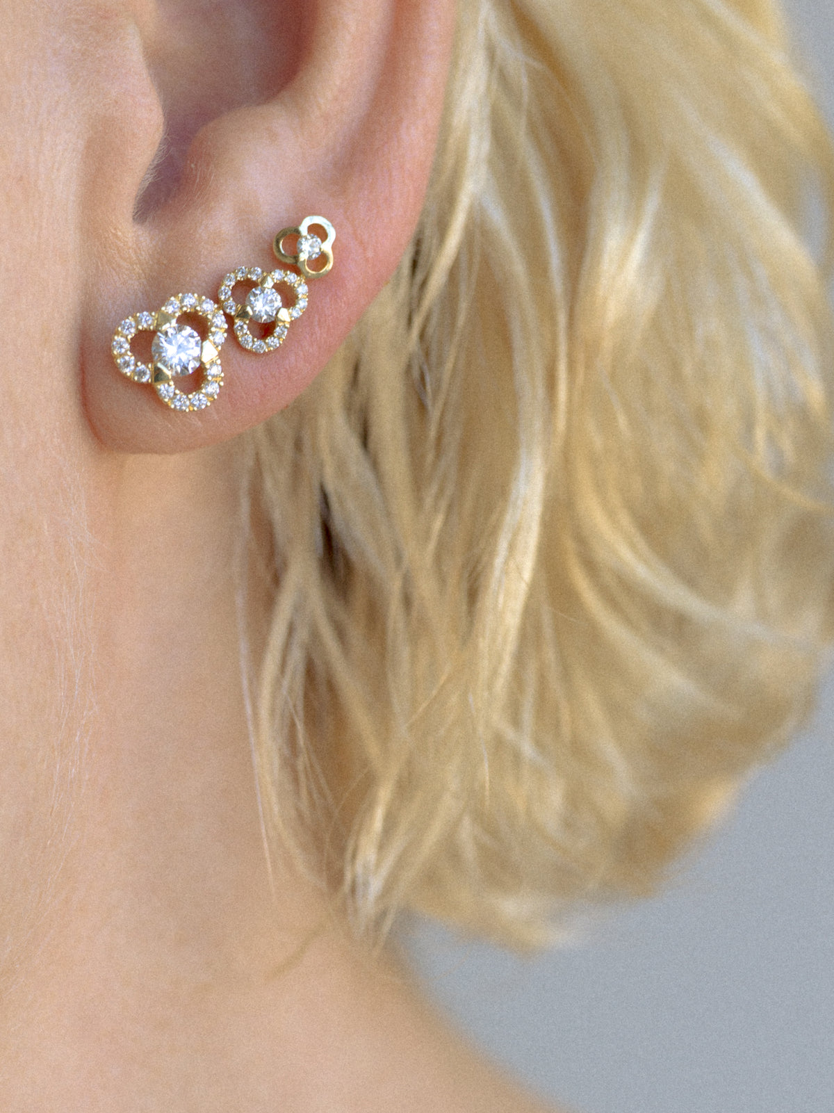 Gioia - Earclimber Earring 